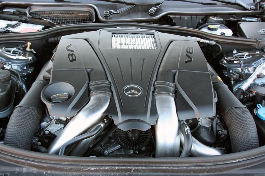  Mercedes-Benz CL550 4Matic 2011 года  (фото 29 из 40)